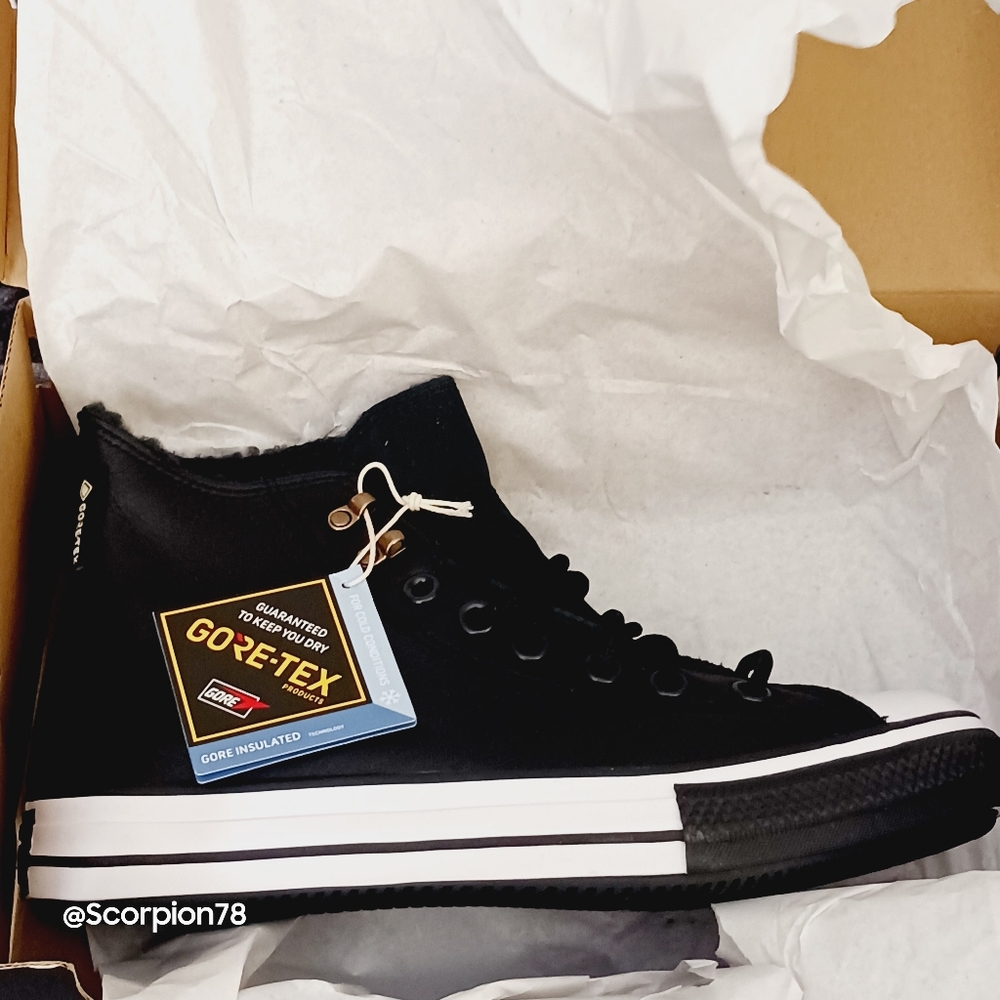 Converse Chuck Taylor All-Star Gore-Tex/ Lined Shoes Size 6.5 Men/8.5 Women - Picture 10 of 13